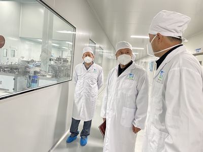 海南省藥監局副局長王剛調研新冠疫情防控醫療器械生產企業
